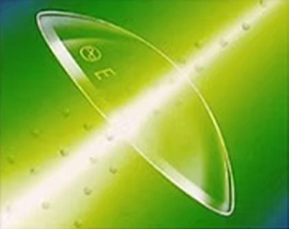 メニコンアイスト